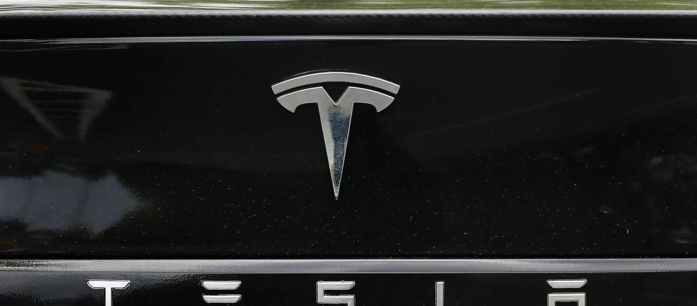 Tesla: Στα άμεσα σχέδια της ένα μικρότερο και πιο προσιτό οικονομικά μοντέλο (φωτό)